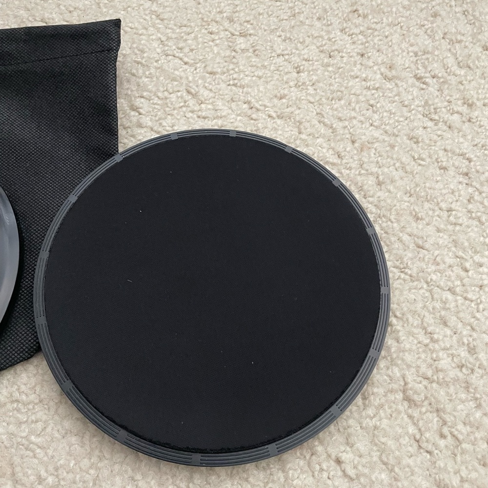 Workout Exercise Sliders with Pouch. Black color - Picture 3 of 5